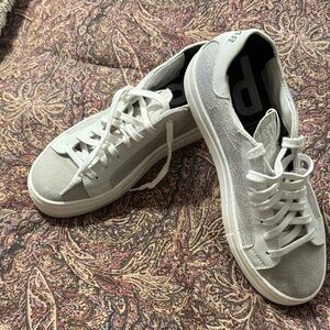 Stylish Gray and White Platform Sneakers